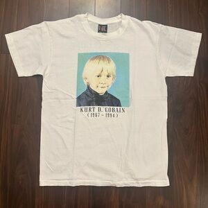 Kurt Cobain the sun is gone but I have a light